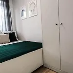Bezagenta Mozart4 2 Room Easy Transit To City Wifi